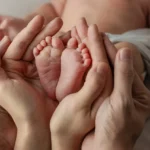 Congé parental : qui a le droit d’en bénéficier selon la loi ?